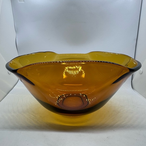 Vintage Anchor Hocking Amber Triangular Chip Bowl - Picture 8 of 8